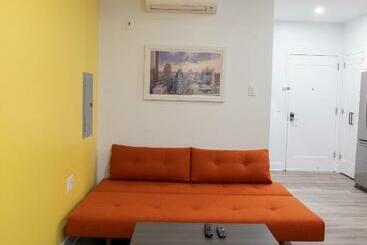 Peachtree Suites   Jersey City