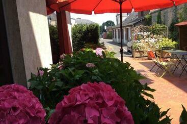 ホテル Hôtel Le Cygne