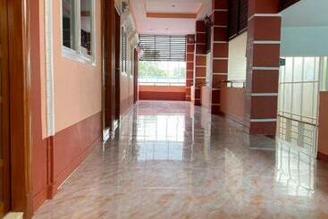 هتل Janchay House