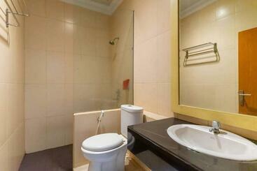 هتل Urbanview  Raja Jambi