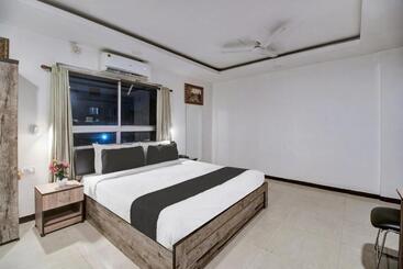 هتل Super Townhouse Hatigaon Near Medicity