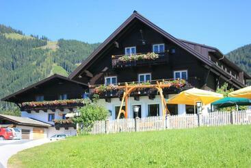 فندق صغير Gasthof Tennenblick