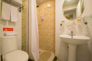 هتل Home Inn Shijiazhuang Zhengding International Small Commodities Market