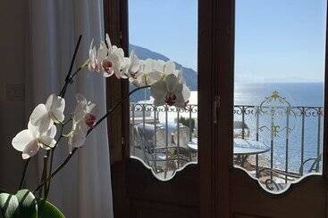 تختخواب و صبحانه Villa Principe Giovanni