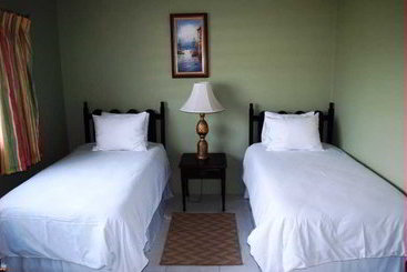 هتل Golden Cove Resort