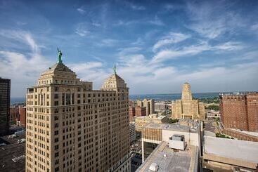 هتل Hilton Garden Inn Buffalo Downtown