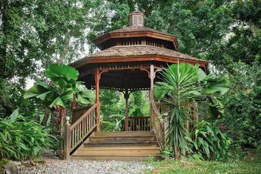 هتل Mayoka Lodge
