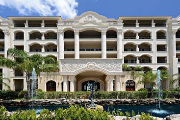 هتل The Landmark Resort Of Cozumel