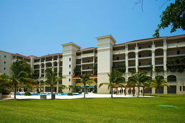 هتل The Landmark Resort Of Cozumel