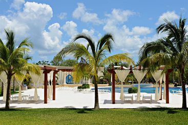 هتل The Landmark Resort Of Cozumel
