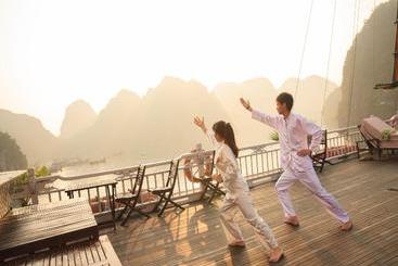 هتل Aphrodite Cruises