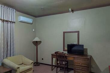 هتل Indiana Syariah Mitra Reddoorz