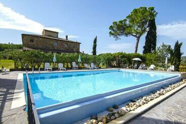 公寓式酒店  Agriturismo Tranquillo E Con Vista Panoramica