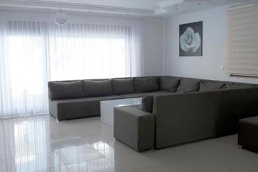 Bamont Villas