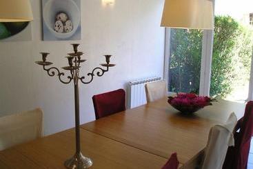 تختخواب و صبحانه Le Relais De Chasse