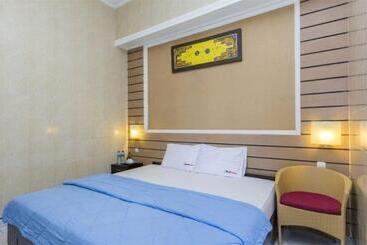 هتل Denays Guest House Jimbaran