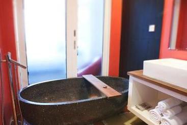 Batik Boutique Hotel