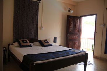 هتل Beach Club Resort