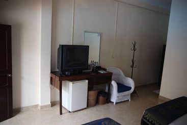 هتل Beach Club Resort