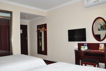 هتل Greentree Inn Chongqing North Railway Station Expr