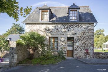 هتل Le Château De Beaussais