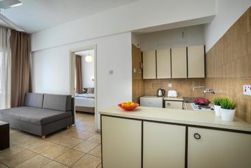 هتل Costantiana Beach  Apartments