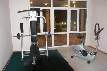 هتل Guest House Lux