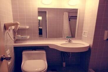 فندق Jinjiang Inn Huangshanhu Park Middle Chengjiang Road, Jiangyin
