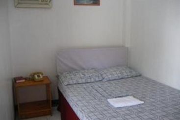 هتل Ladaga Inn And Restaurant