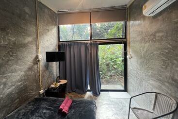 فندق Beachbox Kohchang
