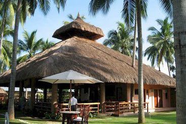 هتل Dream Native Resort