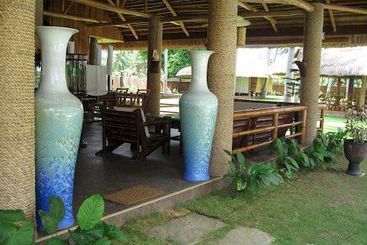هتل Dream Native Resort