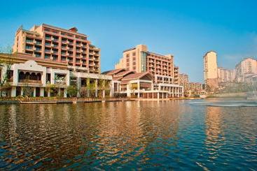 هتل Poly Hot Spring Guiyang