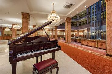 هتل Royal  Spa & Wellness