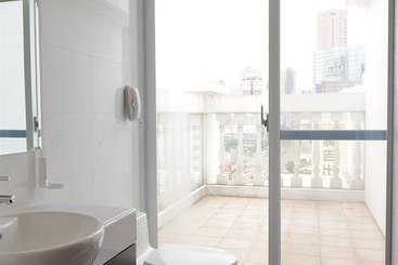 Royal Seasons Hotel Taichung Zhongkang