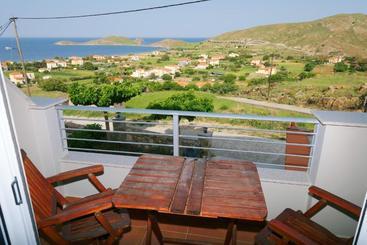 Nikola Apartments