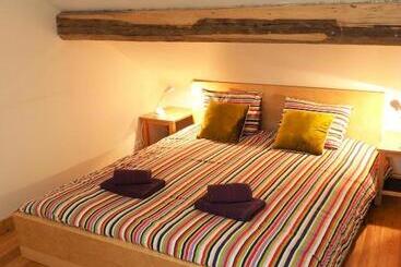 تختخواب و صبحانه Chalet D Hôtes Auris