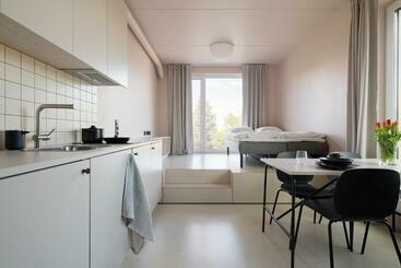 هاستل Hugo Apartment