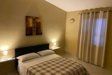 تختخواب و صبحانه Bed&breakfast   Lafoce