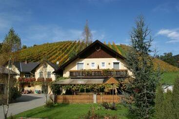 هاستل Weingut Lieschnegg