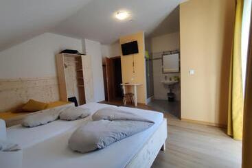 هاستل Weingut Lieschnegg