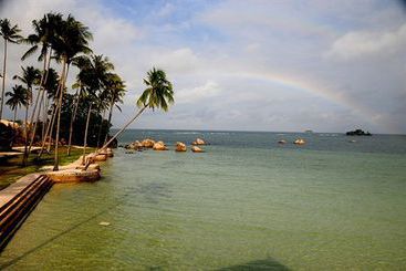 هتل Bintan Cabana Beach Resort