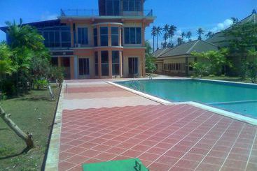 هتل Bintan Cabana Beach Resort