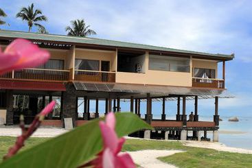 هتل Bintan Cabana Beach Resort