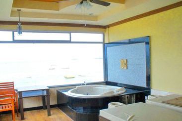 هتل Bintan Cabana Beach Resort