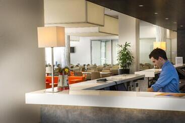 هتل Holiday Inn Express Strasbourg Centre, An Ihg