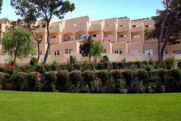 Invisa Hotel Club Cala Blanca