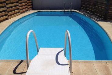 Apartamentos Playa D Y G