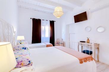 Quinta Almargem Lusitano   Farm House
