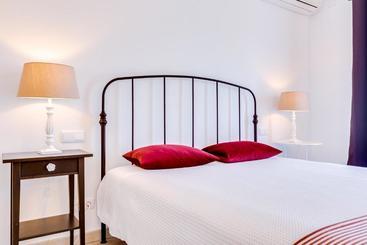 Quinta Almargem Lusitano   Farm House